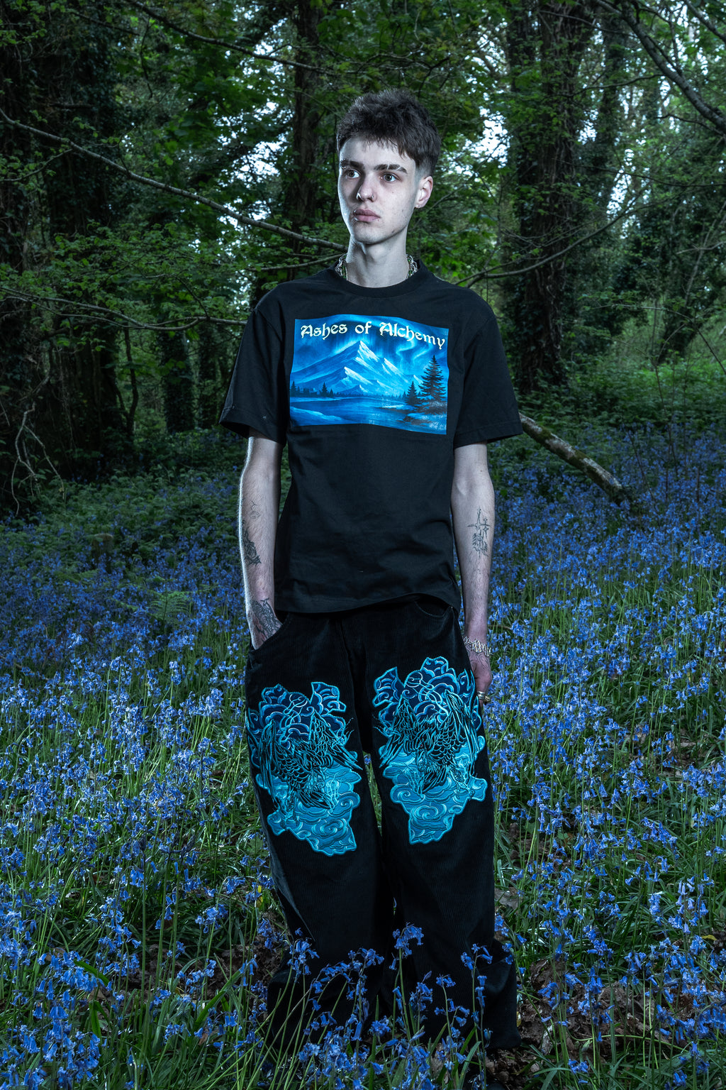 aurora t-shirt [black]